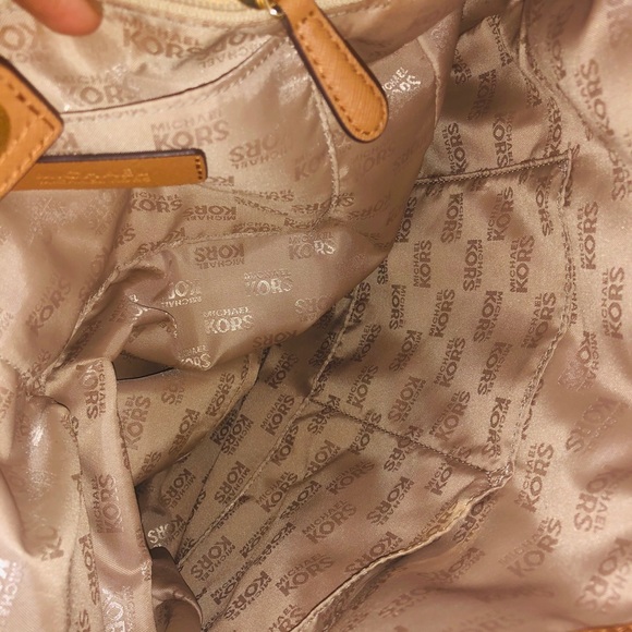 Bags - Picture 5 of 5